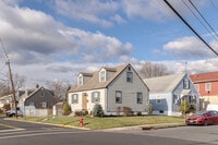 Apartments in Iselin, NJ
