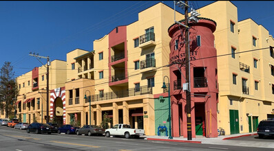 Ocean Street Apartments in Santa Cruz, CA - Building Photo - Primary Photo