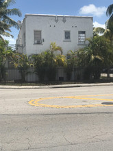 6 NE 43rd St in Miami, FL - Building Photo - Other