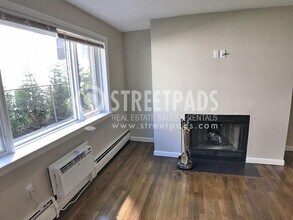 50 Evergreen St in Boston, MA - Building Photo - Building Photo