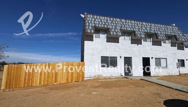 22544 Sioux Rd in Apple Valley, CA - Building Photo - Building Photo