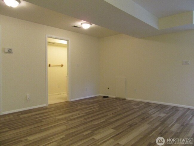 11422 NE 94th St in Kirkland, WA - Building Photo - Building Photo