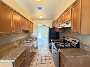 69180 Victoria Dr in Cathedral City, CA - Foto de edificio - Building Photo