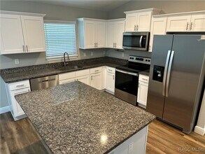 13 Locust Dr in Ocala, FL - Building Photo - Building Photo