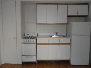 22375 N Bissell St-Unit -2E in Chicago, IL - Building Photo - Building Photo