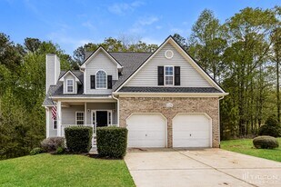 1170 Augusta Woods Dr in Douglasville, GA - Building Photo