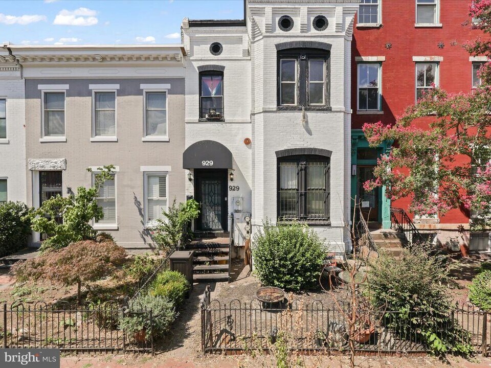 929 O St NW in Washington, DC - Building Photo
