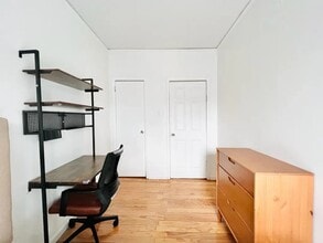 2515 35th Ave in Astoria, NY - Building Photo - Building Photo