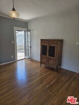 1275 N Wilton Pl in Los Angeles, CA - Building Photo