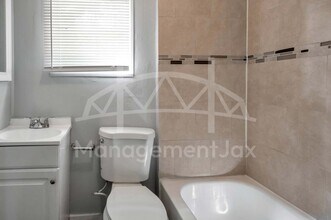 1856 W 27th St in Jacksonville, FL - Building Photo - Building Photo