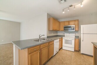 3131 W Park St in Phoenix, AZ - Building Photo - Building Photo