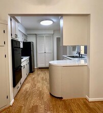 1735 Forest Dr in Portage, MI - Building Photo - Building Photo