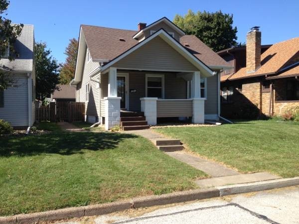 2323 32nd St, Unit Downstairs