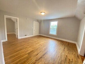 1617 7th St NW in Grand Rapids, MI - Building Photo - Building Photo