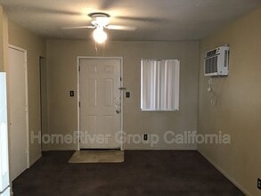 2125 North Ave in Sacramento, CA - Building Photo - Building Photo