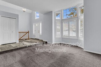 2339 Lindsay Wood Ln in Sandy, UT - Building Photo - Building Photo