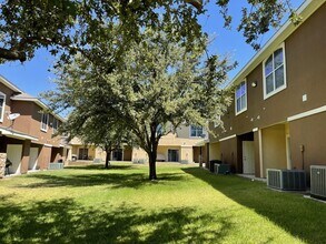 2619 San Isidro Pkwy in Laredo, TX - Building Photo - Building Photo