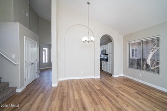 2550 E Taro Ln in Phoenix, AZ - Building Photo - Building Photo