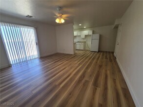 1020 Pahrump Valley Blvd in Pahrump, NV - Building Photo - Building Photo