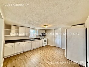 1729 Edmunds St in Lynchburg, VA - Building Photo - Building Photo