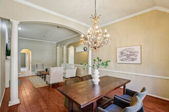 8822 Ballinger Dr in Houston, TX - Building Photo - Building Photo