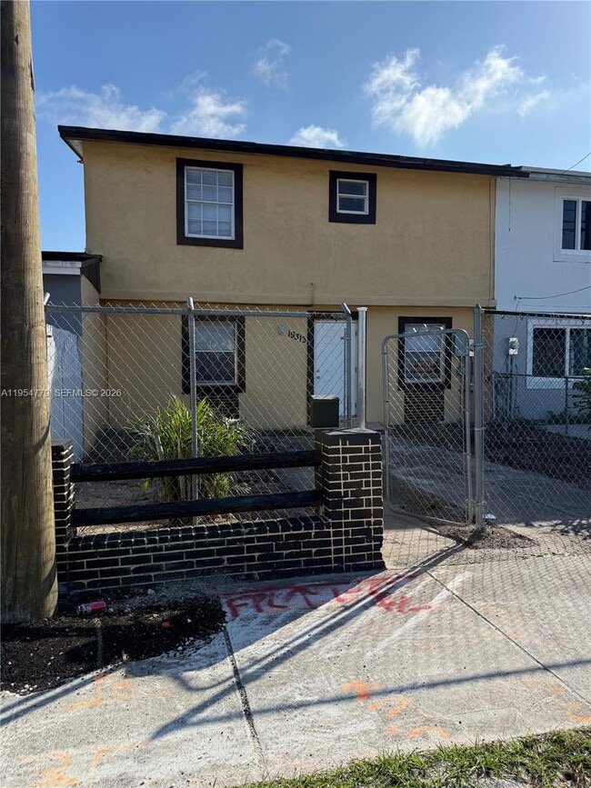 19313 NW 47th Ave in Miami Gardens, FL - Building Photo - Building Photo