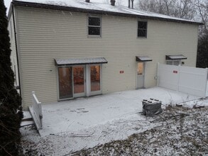 921 Onondaga St in Lewiston, NY - Building Photo - Building Photo