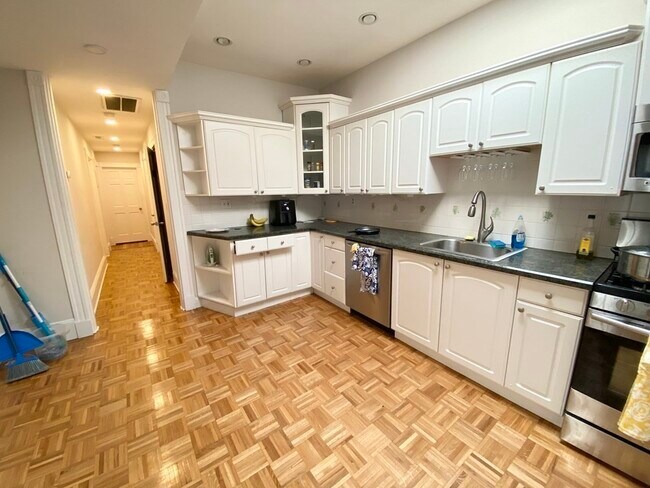 108 Buttonwood St in Boston, MA - Building Photo - Building Photo