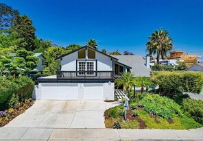 5215 Edgeworth Rd in San Diego, CA - Building Photo