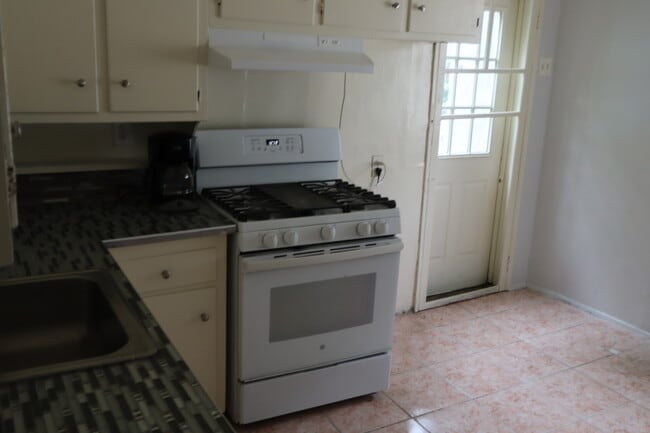 431 Rutland Rd in Brooklyn, NY - Building Photo - Building Photo