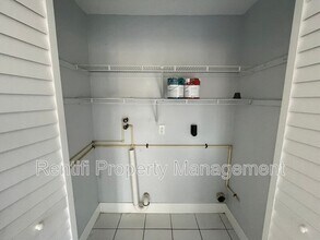 717 SE 9th St in Cape Coral, FL - Building Photo - Building Photo