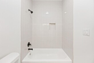 416 N Carolina St in Houston, TX - Foto de edificio - Building Photo