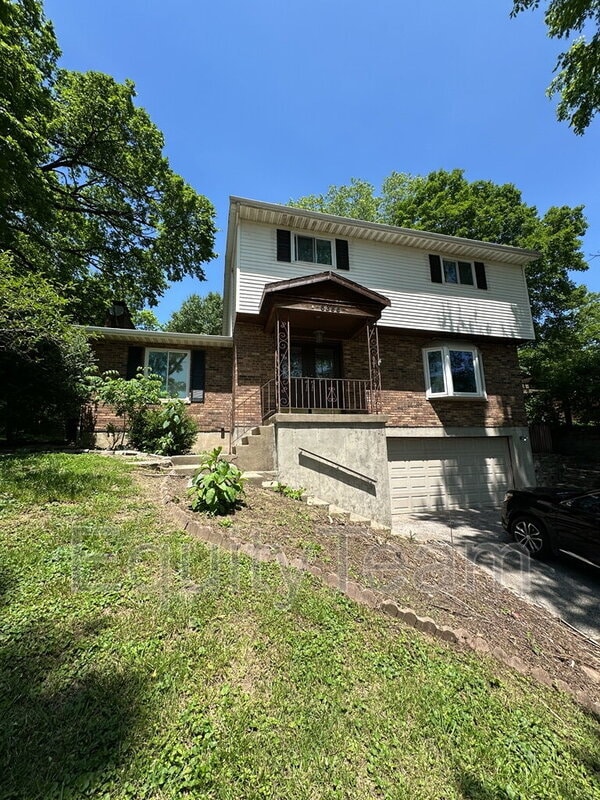 property at 6386 Taylor Rd