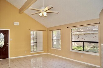 4230 Hawk Meadow Dr in Katy, TX - Foto de edificio - Building Photo