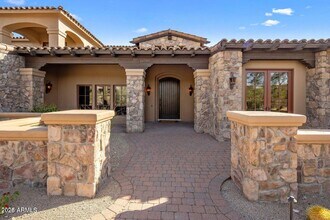 9290 E Thompson Peak Pkwy in Scottsdale, AZ - Building Photo - Building Photo