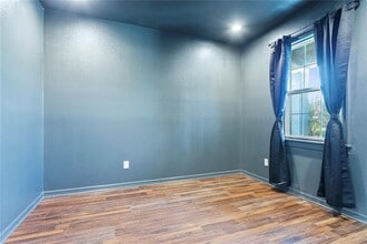 1221 Montgomery Bell Rd in Wesley Chapel, FL - Building Photo - Building Photo