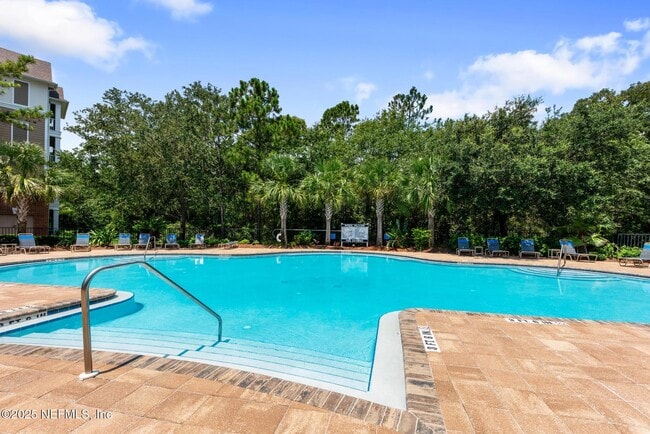 13364 Beach Blvd in Jacksonville, FL - Building Photo - Building Photo