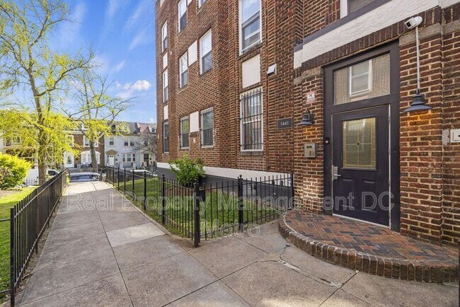 property at 1441 Spring Rd NW