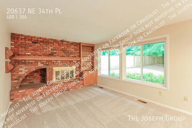 20637 NE 34th Pl in Sammamish, WA - Building Photo - Building Photo