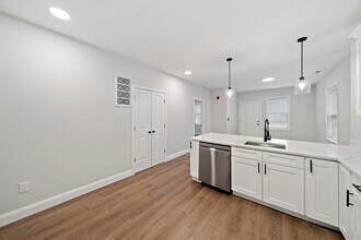 22 Madison Ave in Cambridge, MA - Building Photo - Building Photo