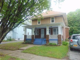 176 Rustic St in Rochester, NY - Building Photo