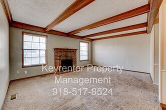 6105 S Troost Ave in Tulsa, OK - Building Photo - Building Photo