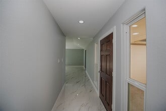 13235 Rampchester Ln in Houston, TX - Building Photo - Building Photo