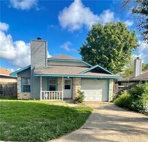 16927 Whitebrush Loop in Austin, TX - Building Photo