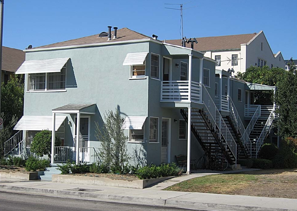 139-141 N Jackson St in Glendale, CA - Building Photo