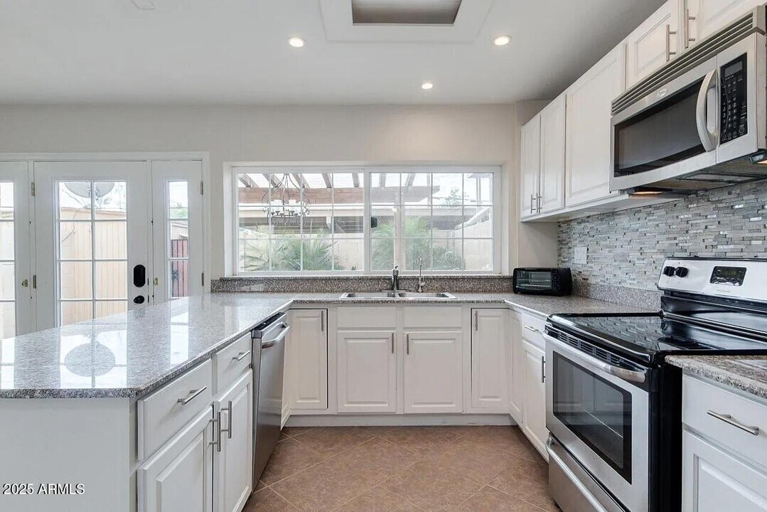 4875 N Granite Reef Rd in Scottsdale, AZ - Building Photo