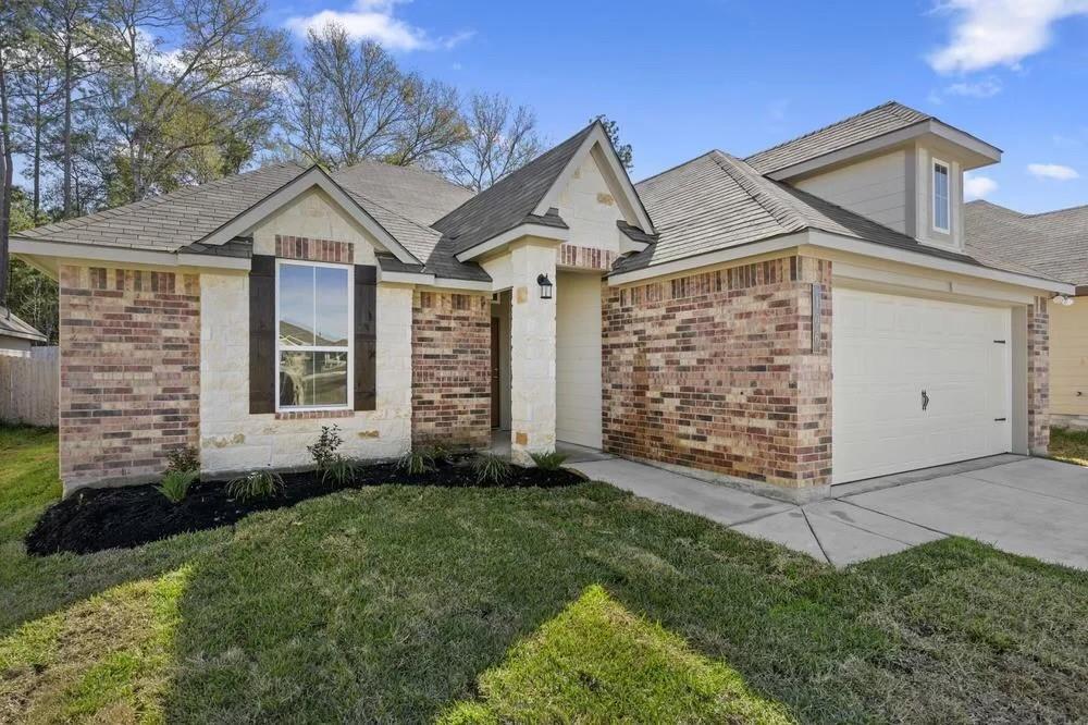 109 Alessandra Way Photo