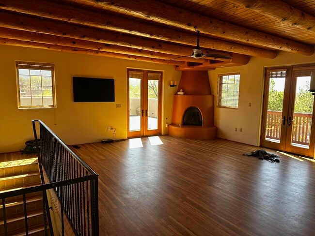 501 Rio Grande Ave, Unit J-1 in Santa Fe, NM - Building Photo - Building Photo