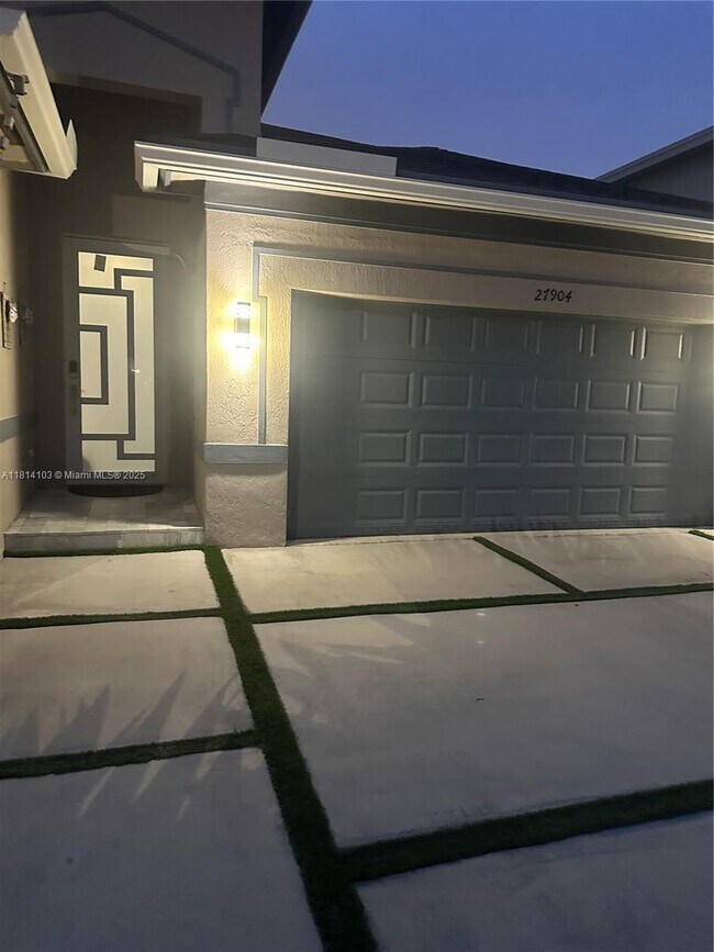 27904 SW 133rd Path in Homestead, FL - Building Photo - Building Photo