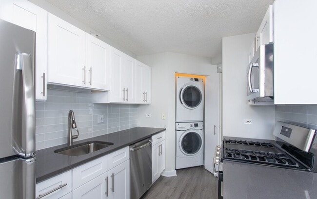 601 N Wabash Ave in Chicago, IL - Foto de edificio - Building Photo